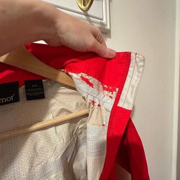 Marmot Women's Red Shell Jacket - Picture 8 of 8